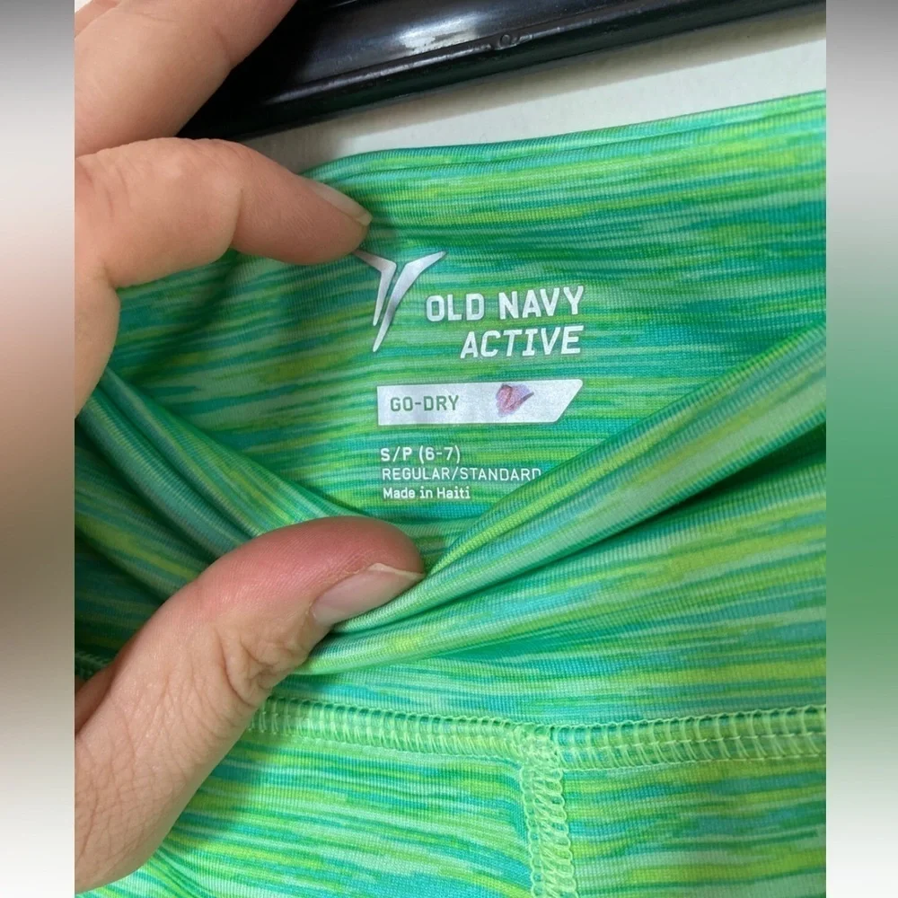 Old Navy• Active Go-Dry Girls Leggings, Size 6-7, EUC